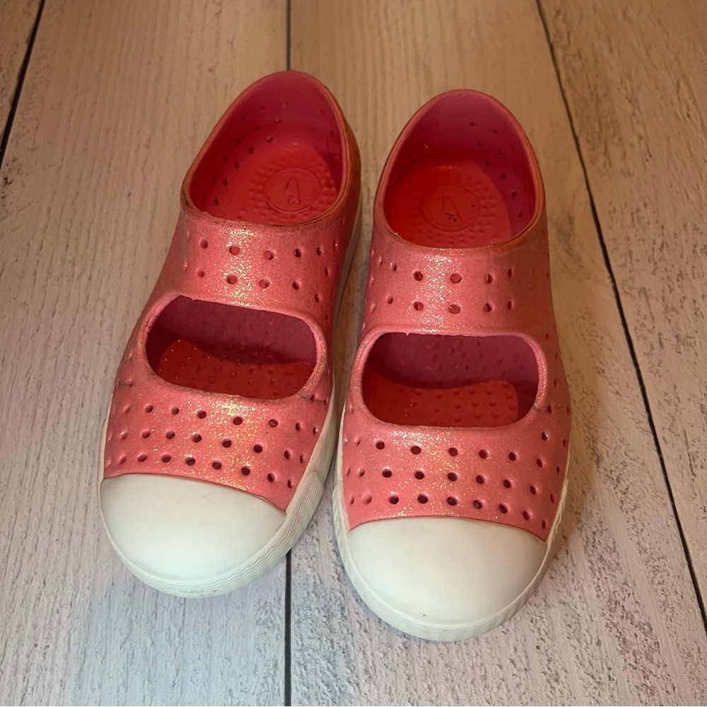 Glitter pink Mary Jane’s